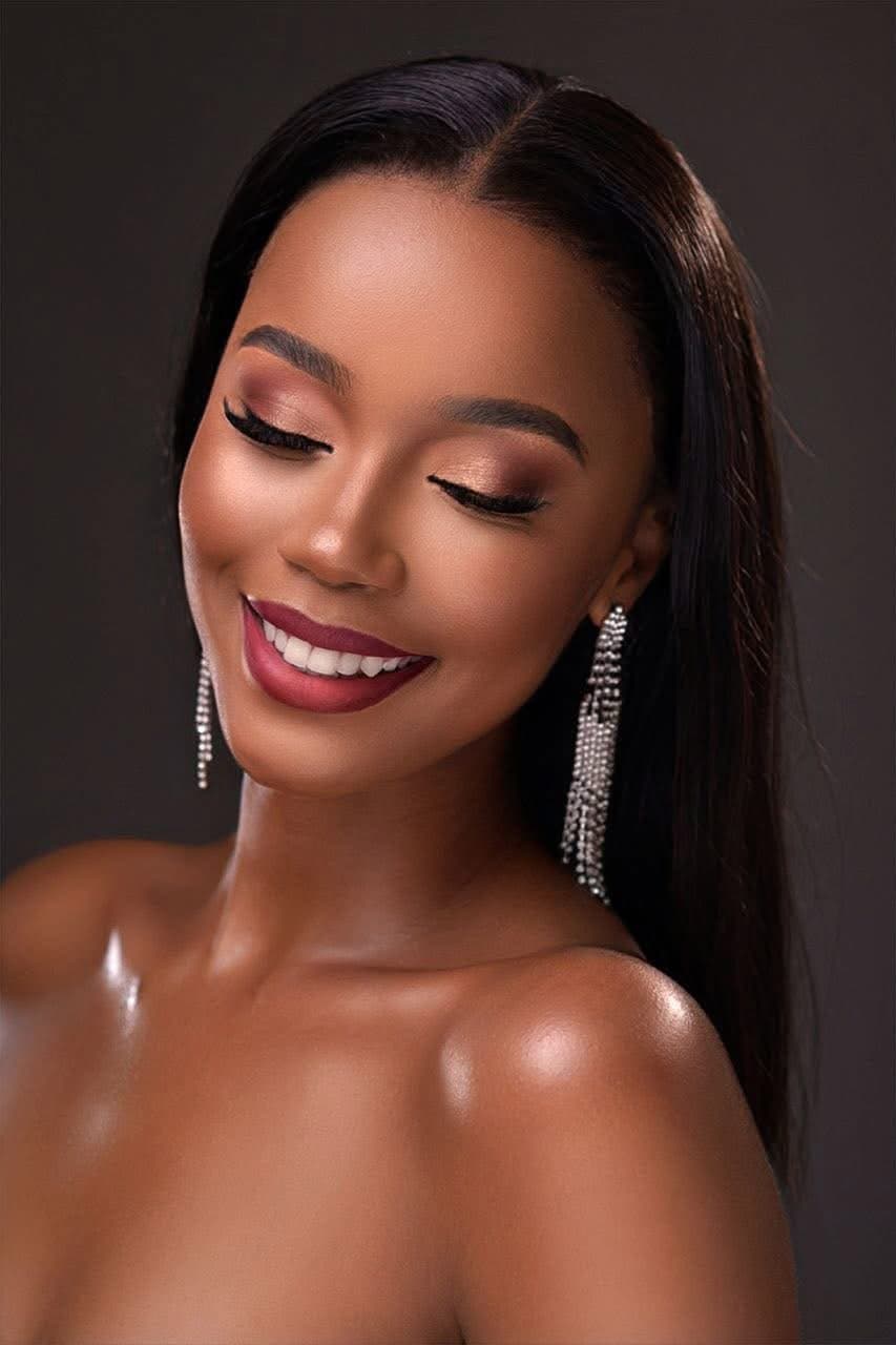 Nora Cosmetics full look service — bridal and traditional event makeup